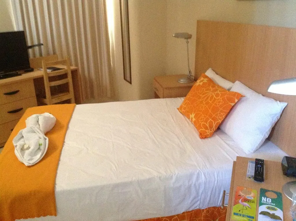 ****  North Seymour Hotel Puerto Ayora  Ecuador